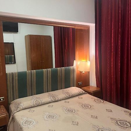 Terminal Guest House 24 Roma Eksteriør bilde