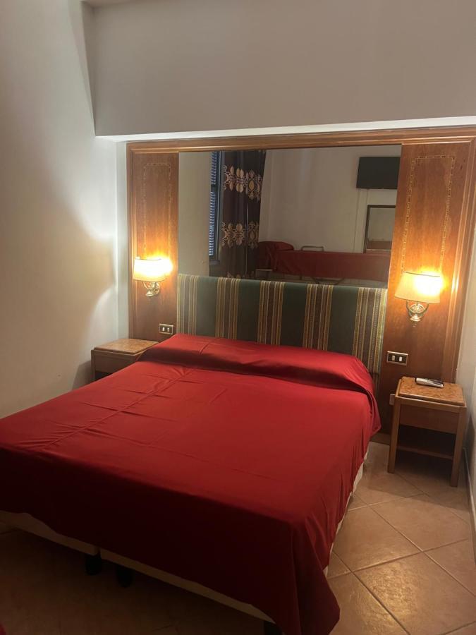 Terminal Guest House 24 Roma Eksteriør bilde