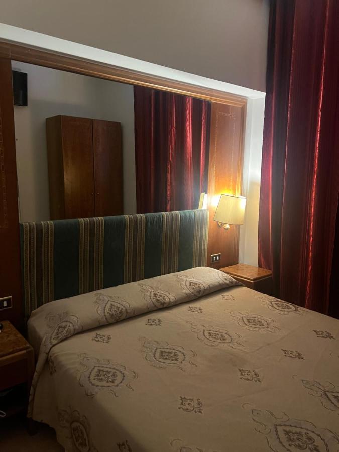 Terminal Guest House 24 Roma Eksteriør bilde