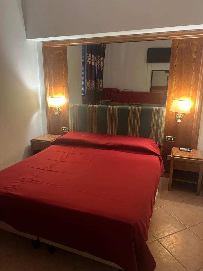 Terminal Guest House 24 Roma Eksteriør bilde